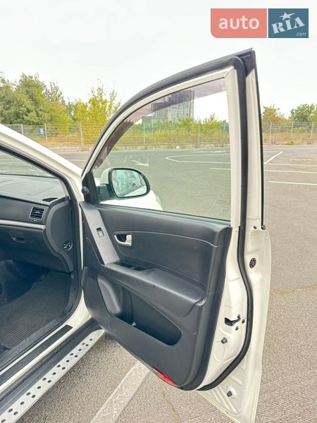 Внедорожник / Кроссовер SsangYong Korando 2011 в Киеве