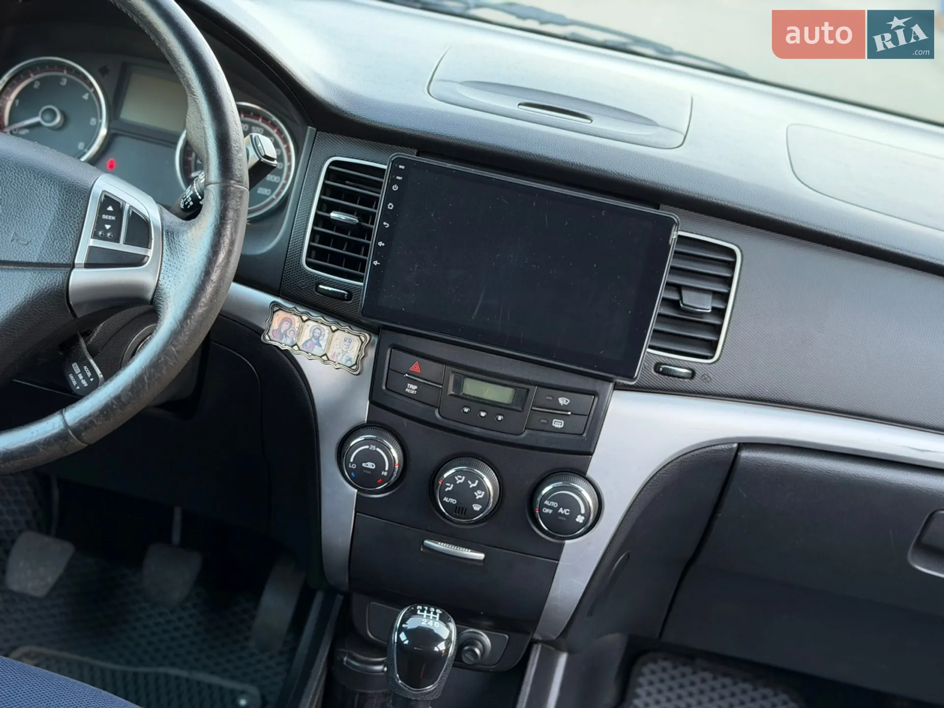 2011 SsangYong Korando - мініатюра 28