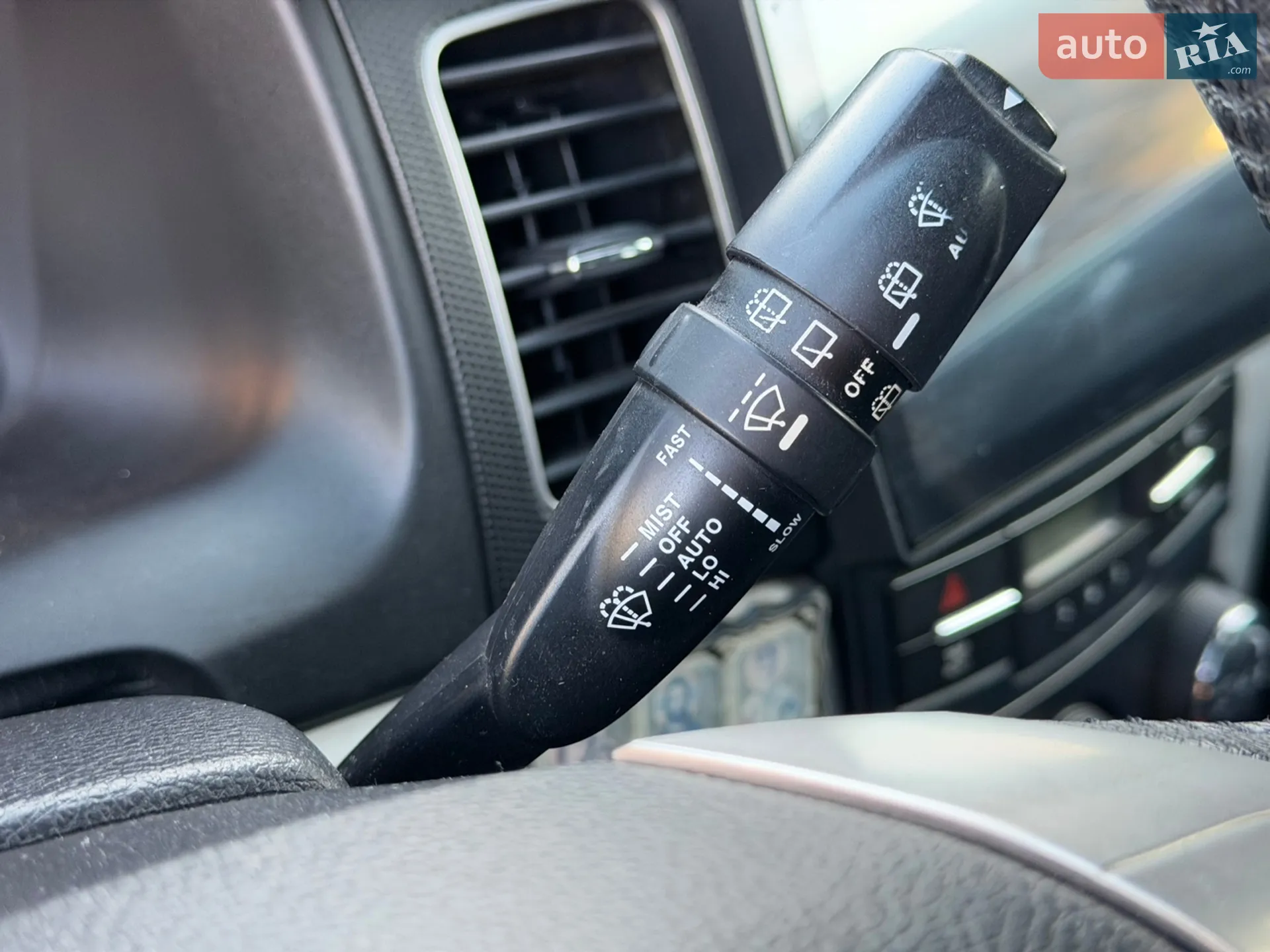 2011 SsangYong Korando - мініатюра 50