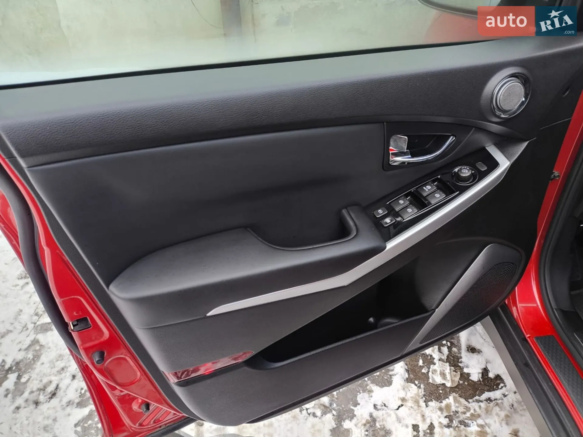 2014 SsangYong Korando - мініатюра 20