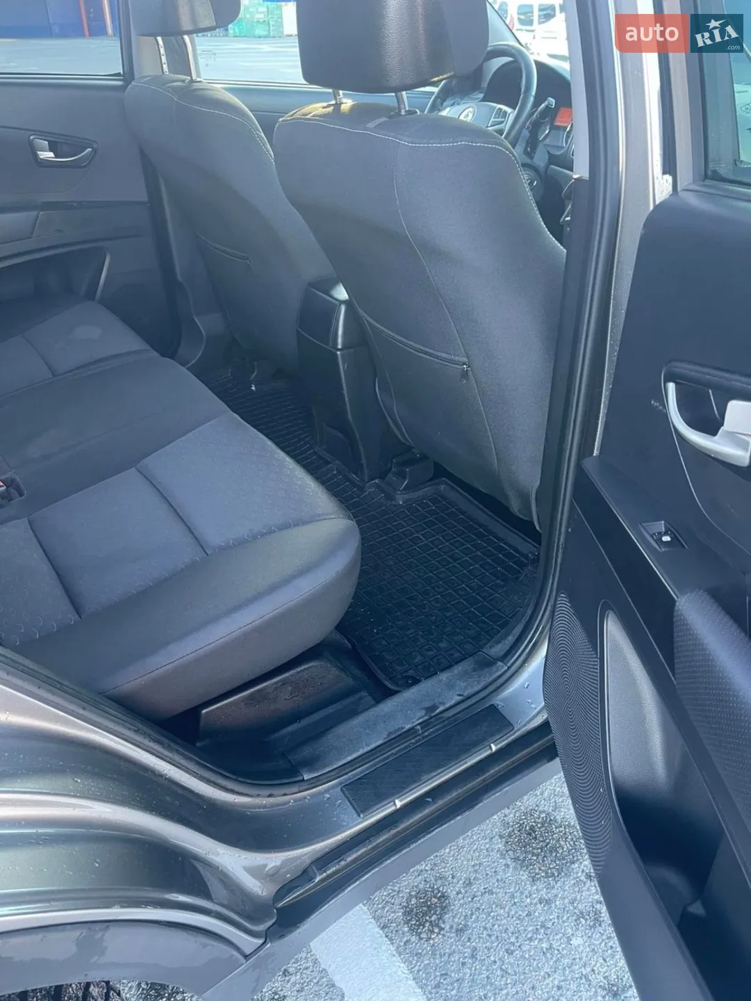 2012 SsangYong Korando - мініатюра 8