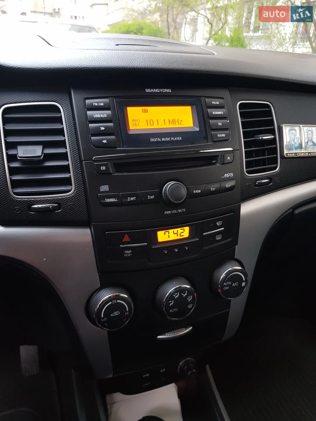 2012 SsangYong Korando - мініатюра 13