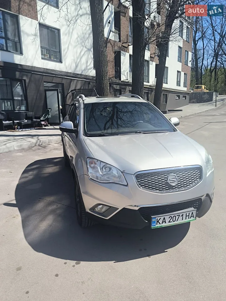 2011 SsangYong Korando - мініатюра 7