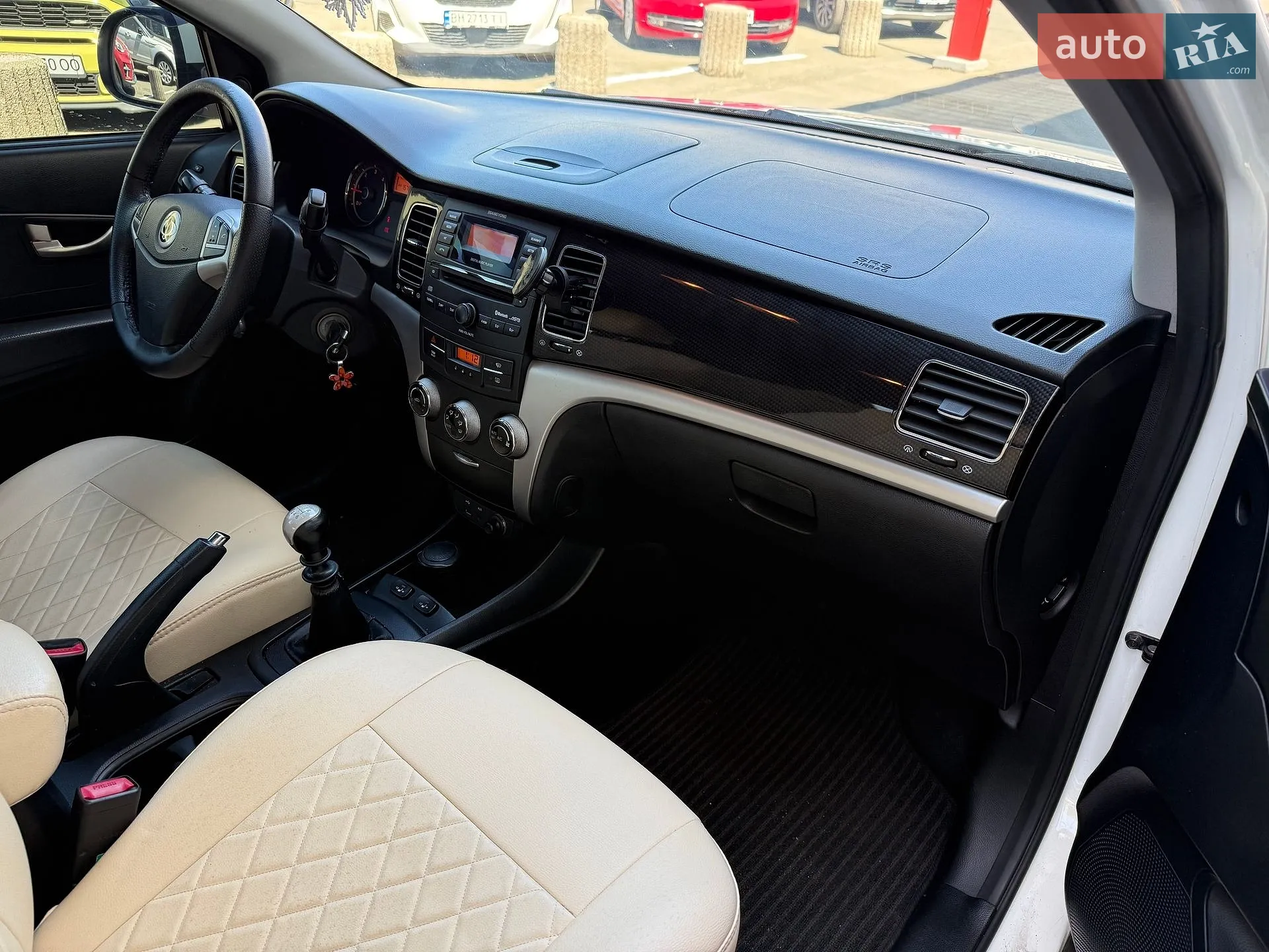 2012 SsangYong Korando - мініатюра 21