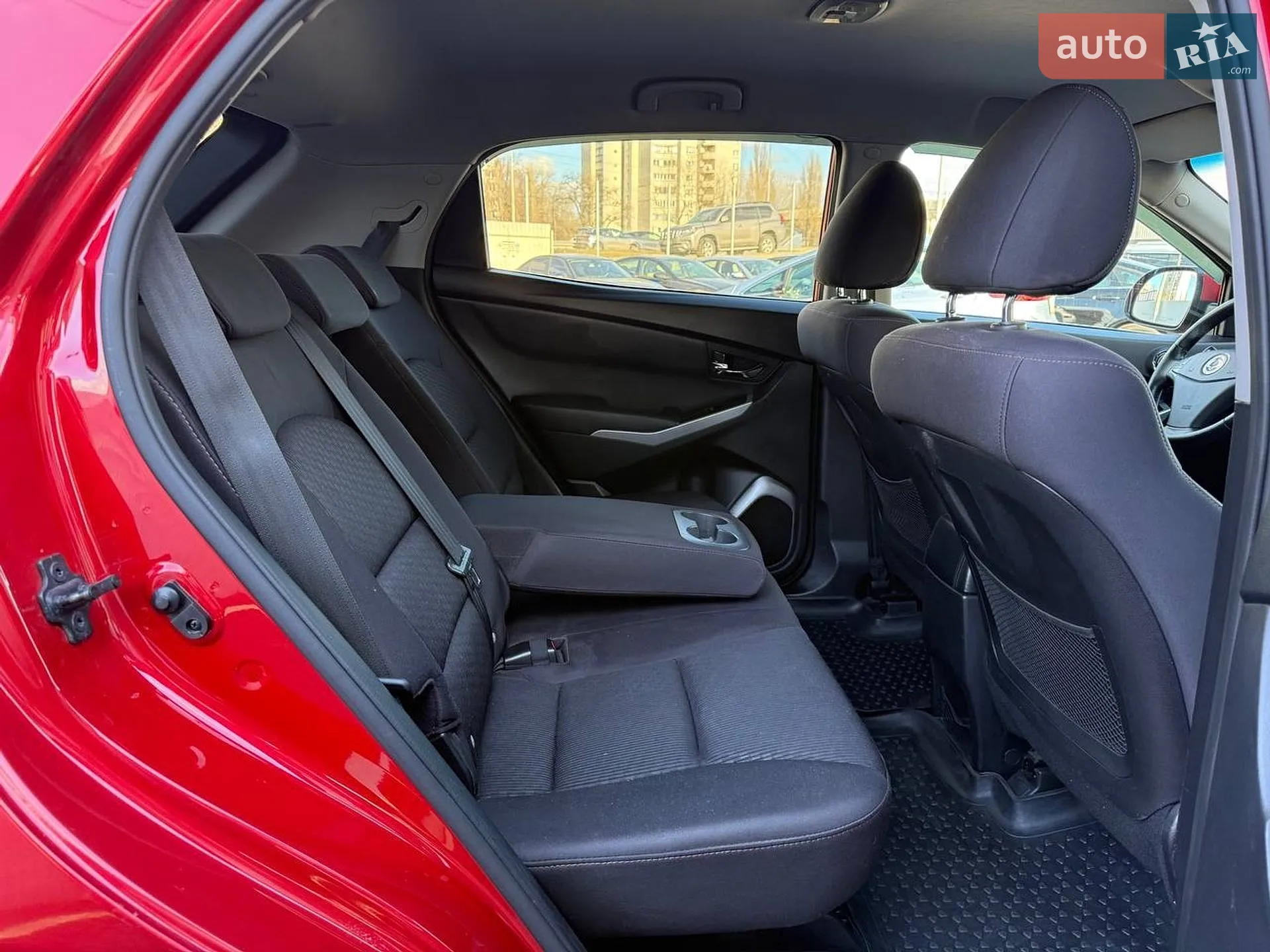 2013 SsangYong Korando - мініатюра 11