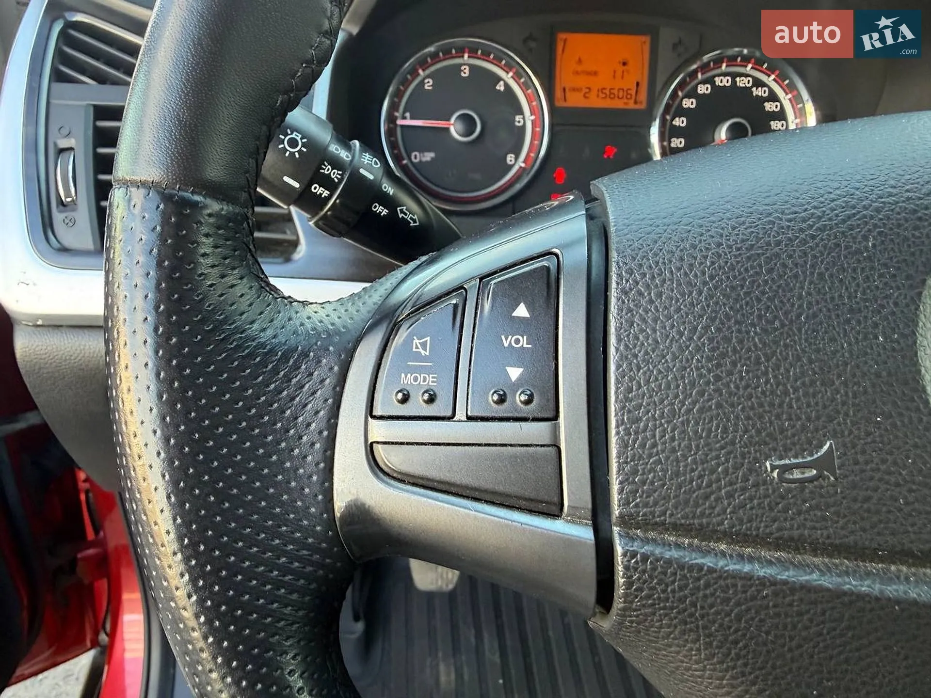 2013 SsangYong Korando - мініатюра 19