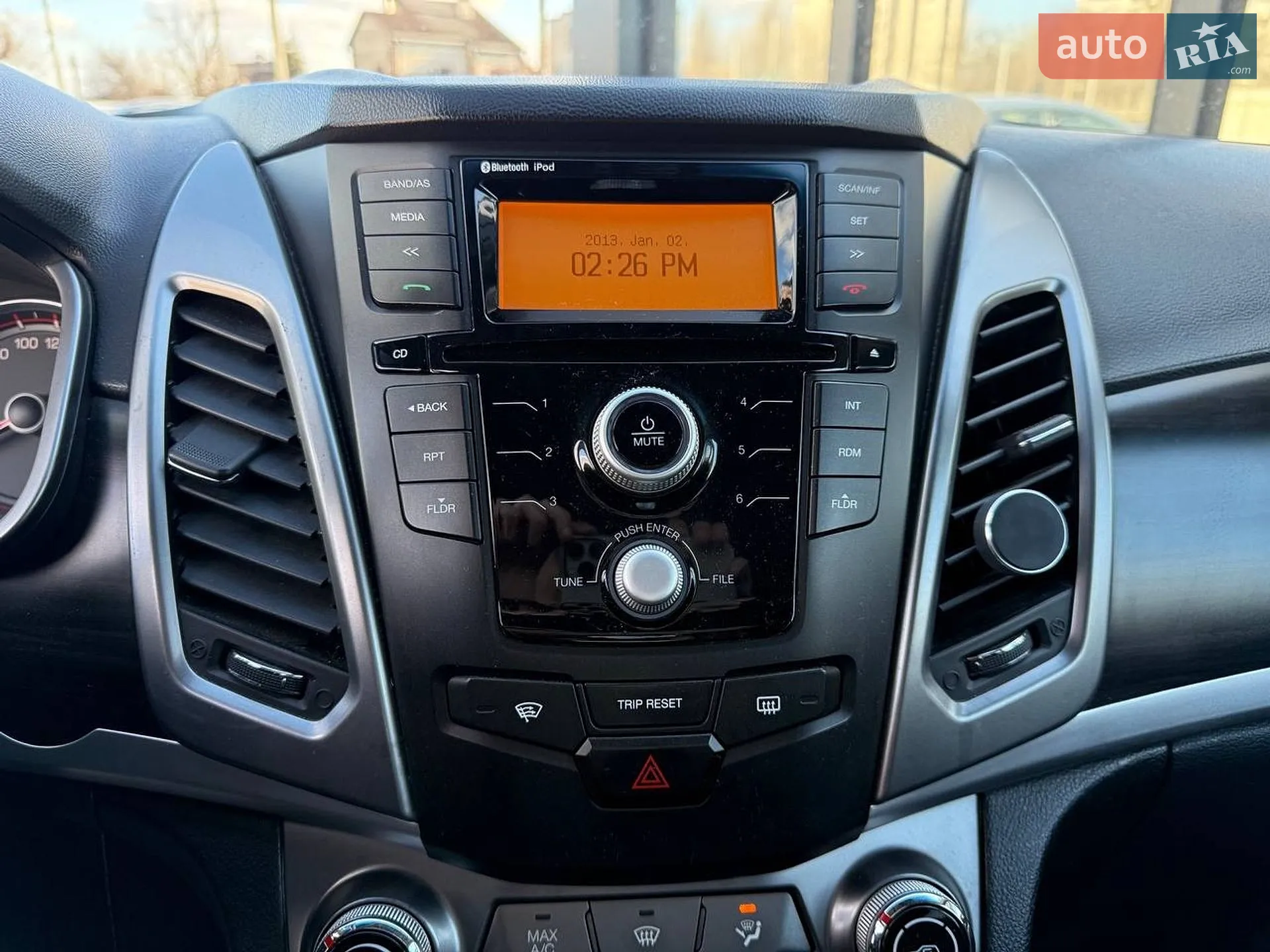2013 SsangYong Korando - мініатюра 26