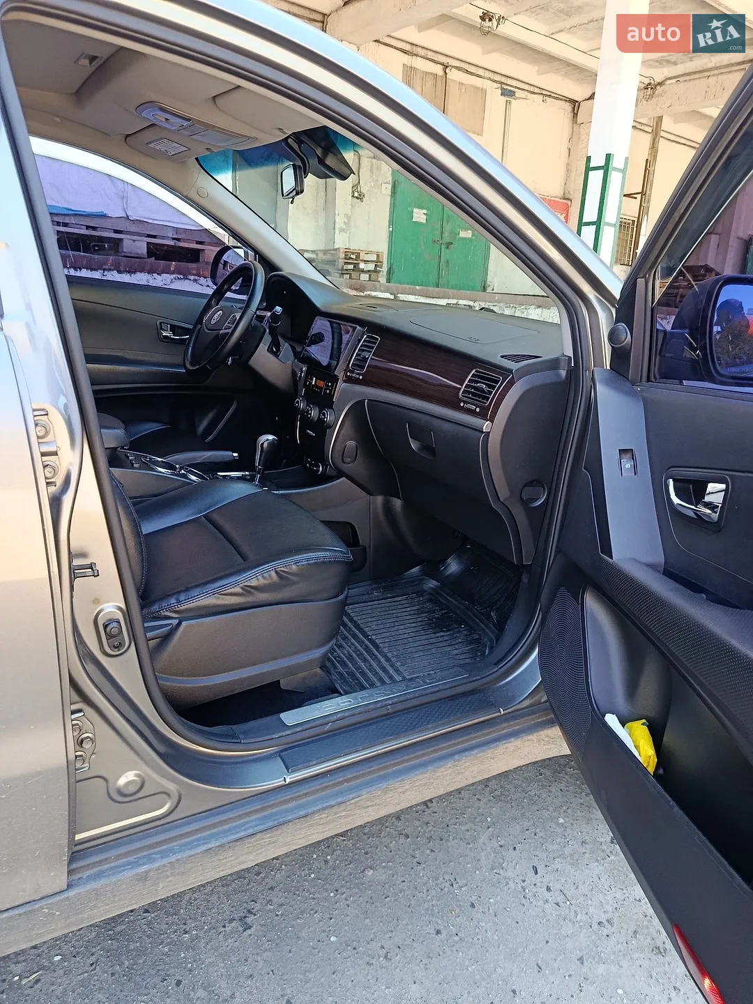 2011 SsangYong Korando - мініатюра 8
