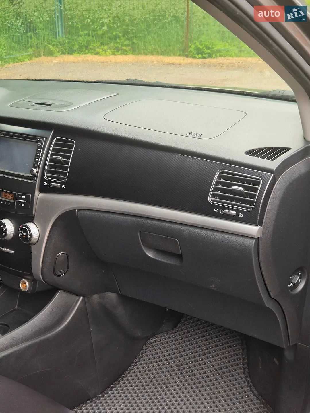 2013 SsangYong Korando - мініатюра 11