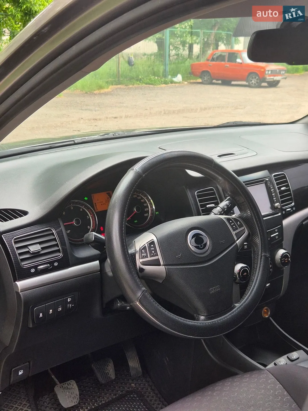 2013 SsangYong Korando - мініатюра 13