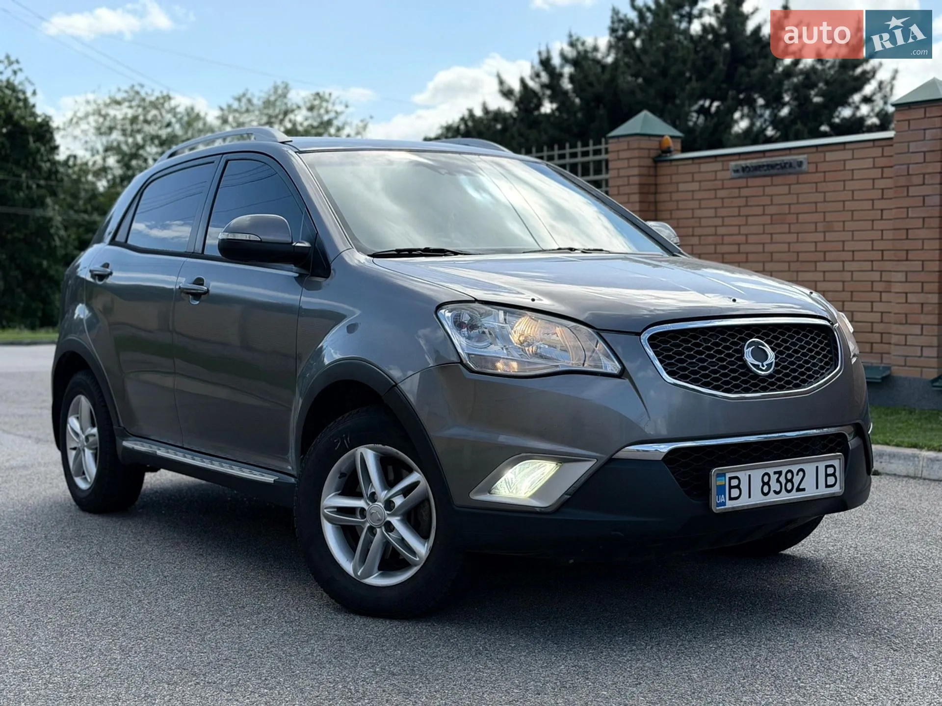 2011 SsangYong Korando - мініатюра 9