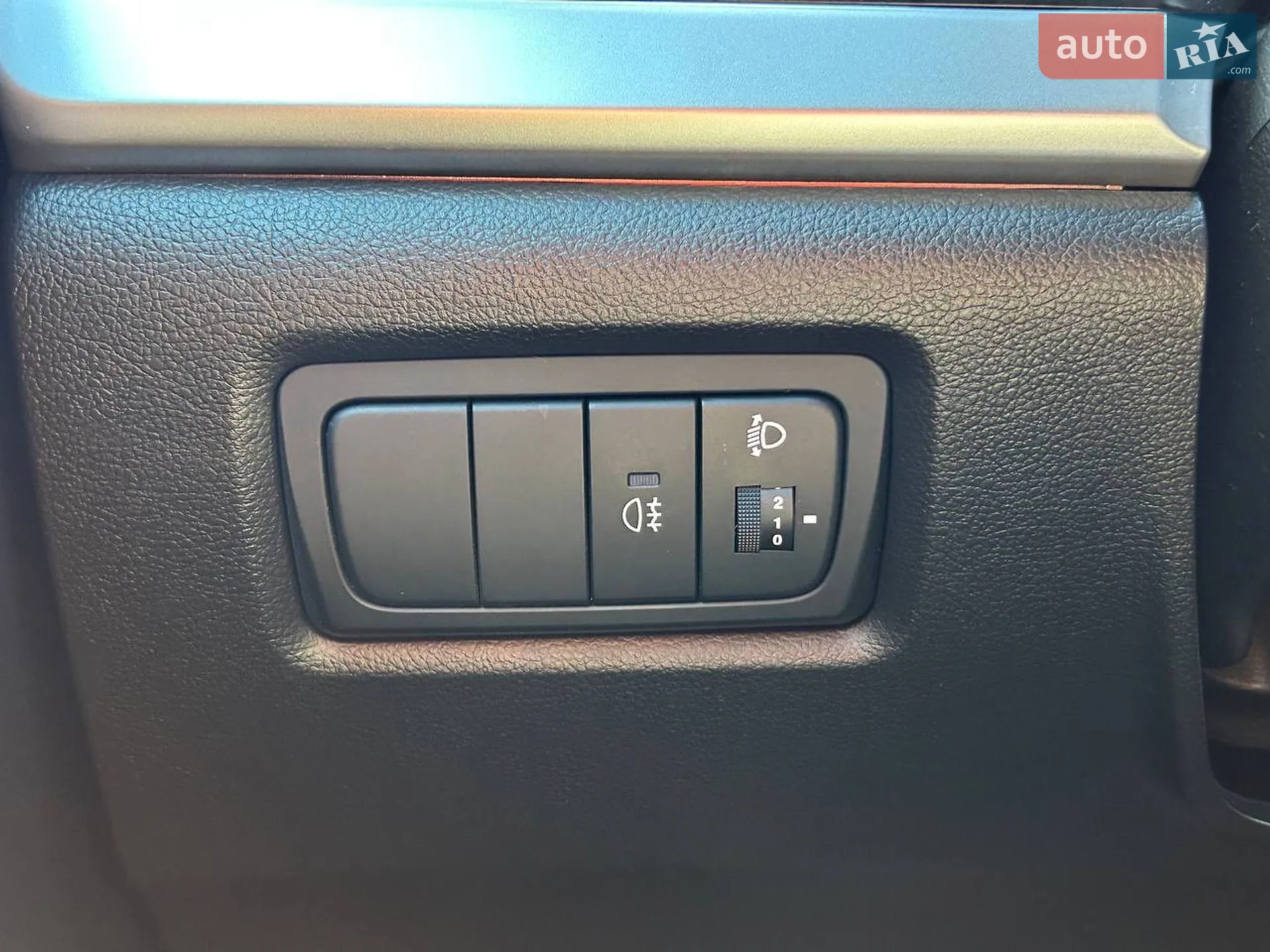 2014 SsangYong Korando - мініатюра 14