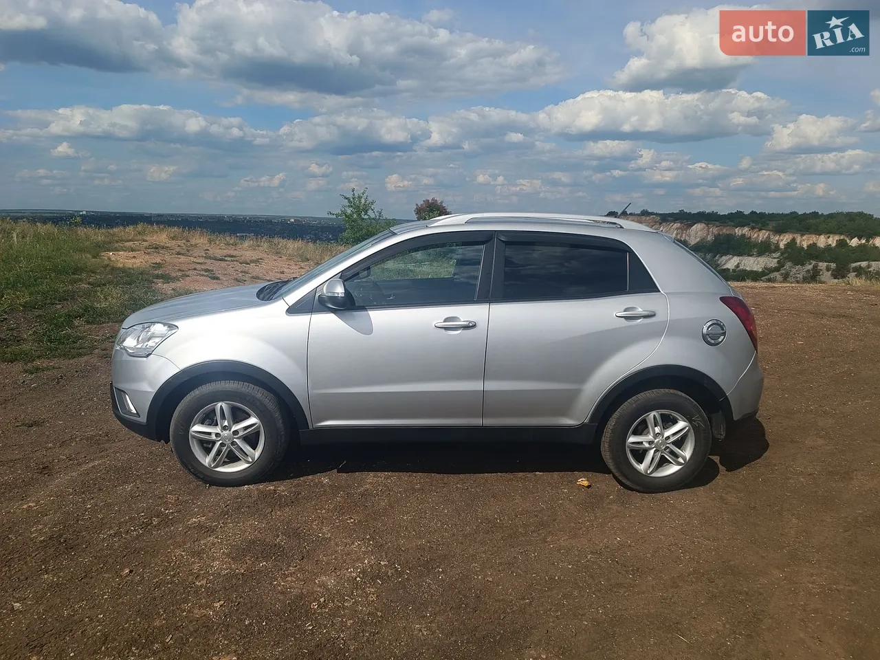 2011 SsangYong Korando - мініатюра 13