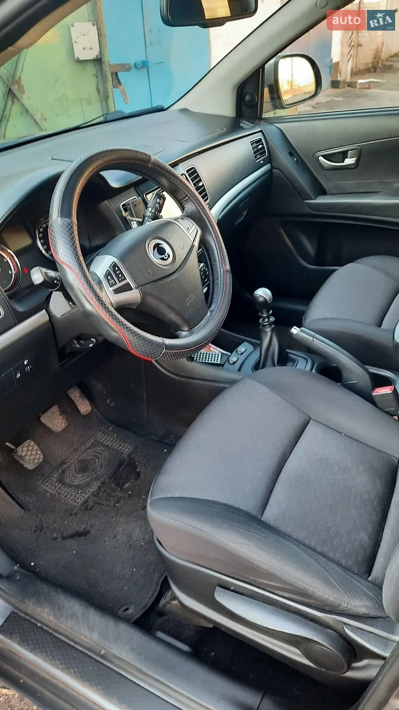 2011 SsangYong Korando - мініатюра 22
