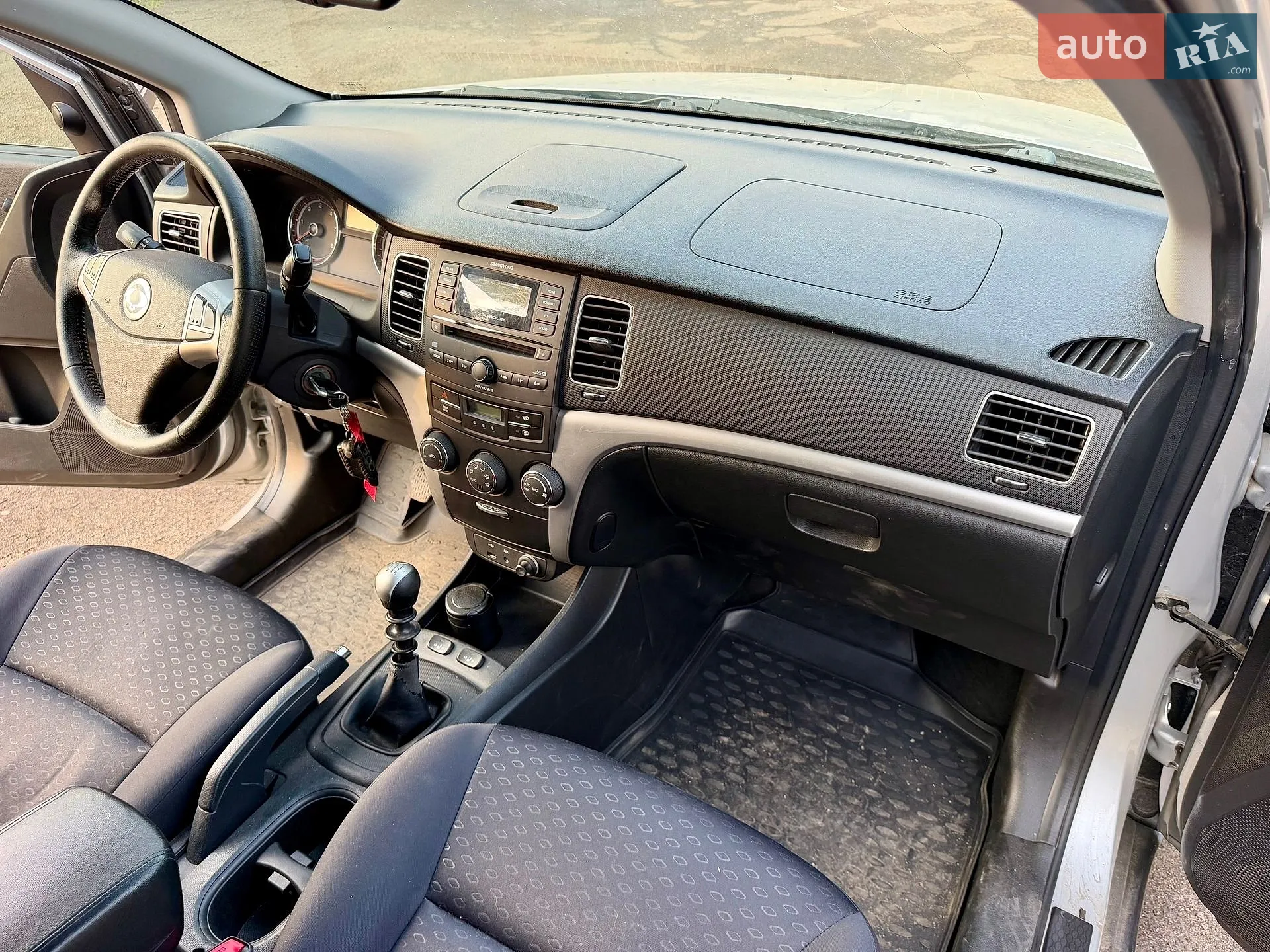 2012 SsangYong Korando - мініатюра 24