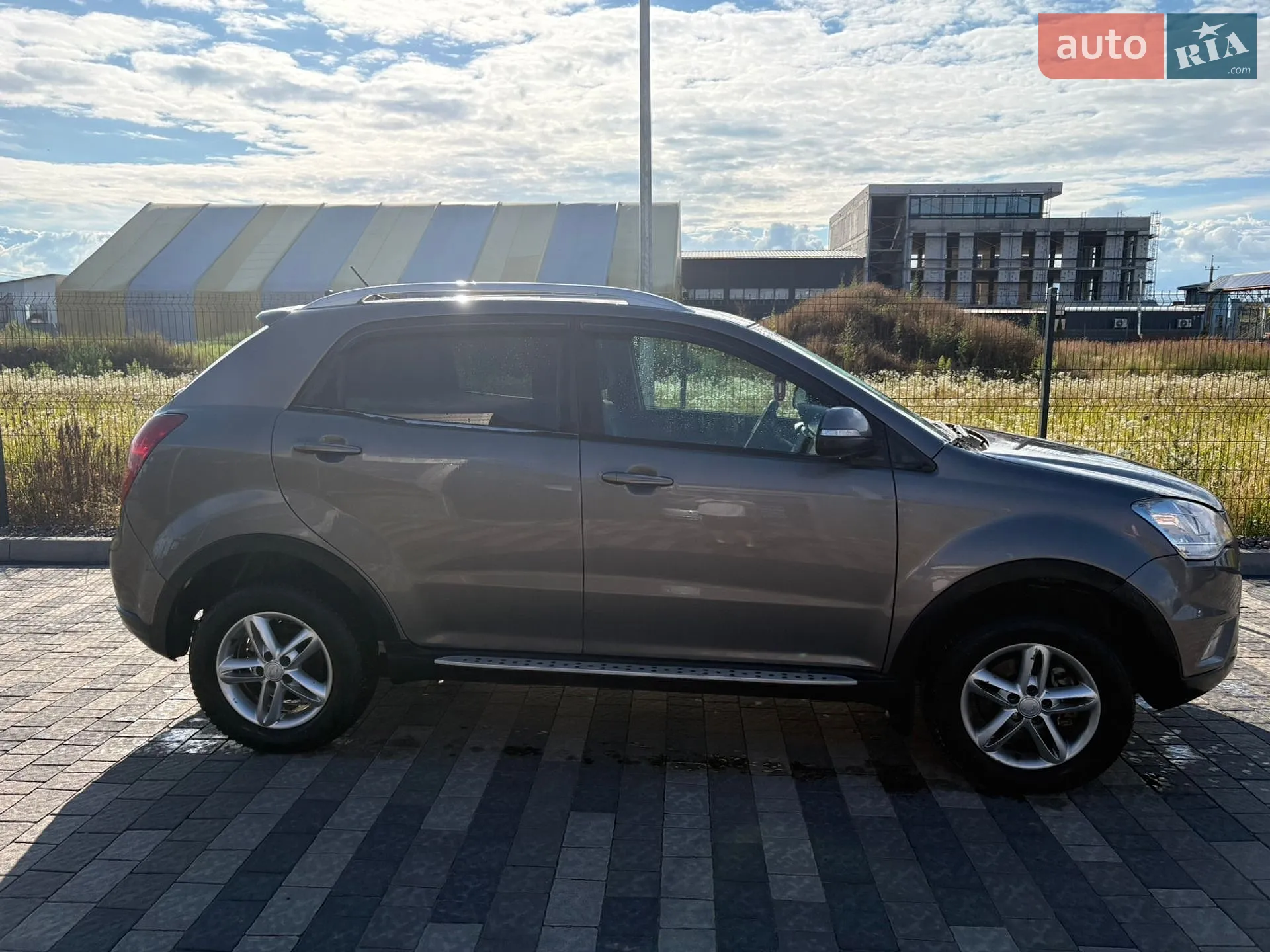 2011 SsangYong Korando - мініатюра 4