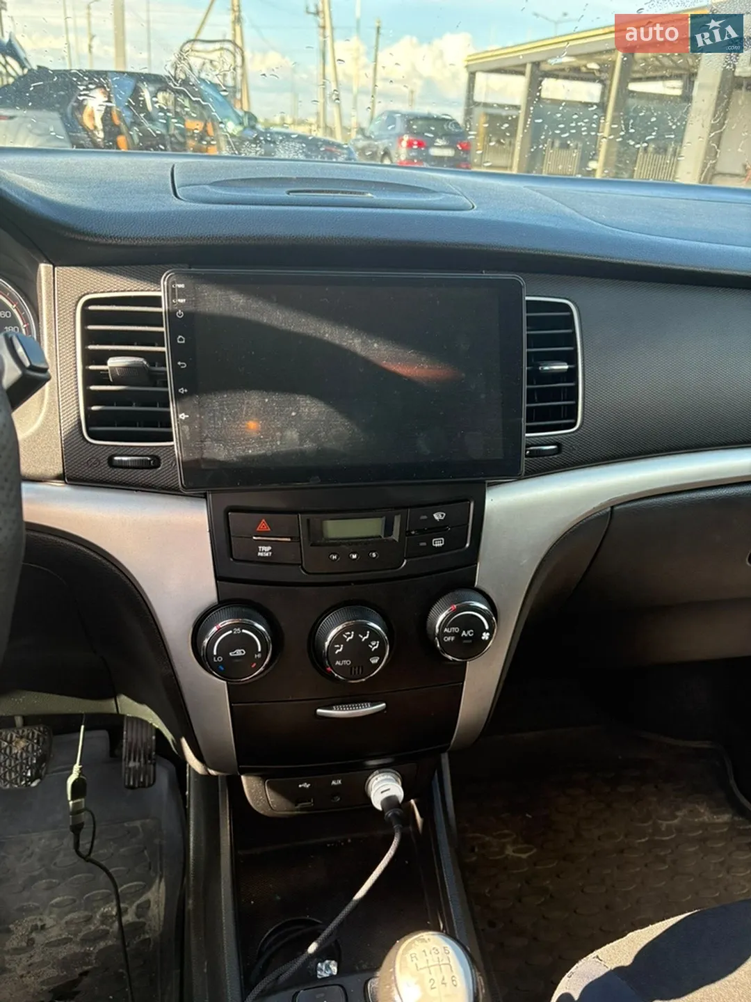 2011 SsangYong Korando - мініатюра 9