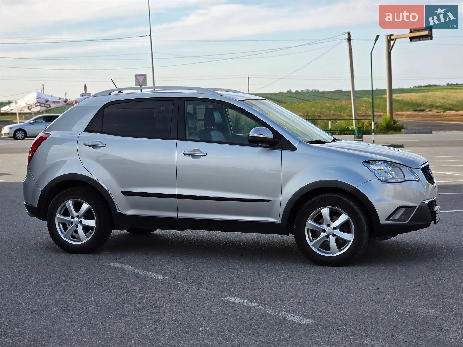 2012 SsangYong Korando - мініатюра 8