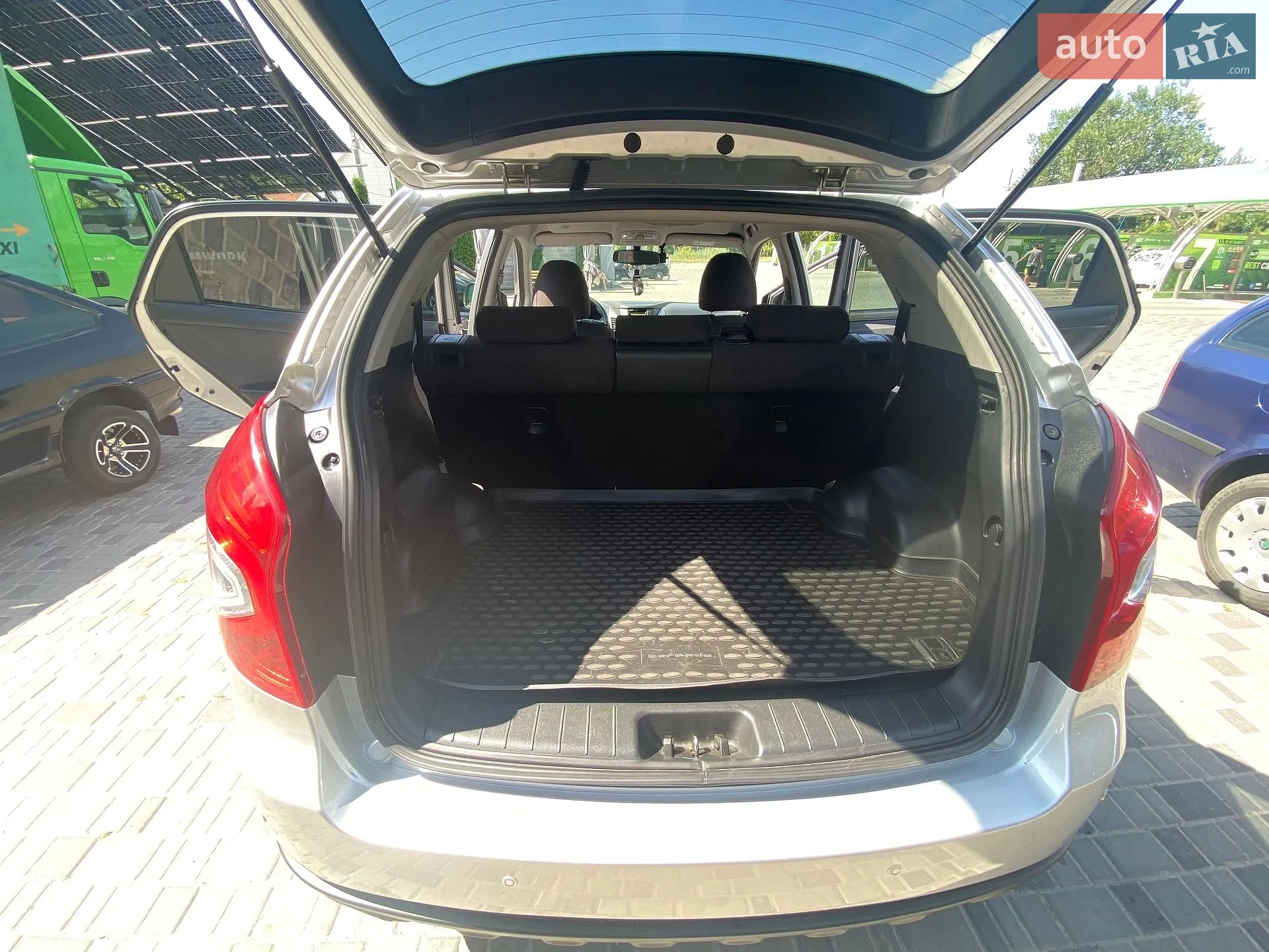 2014 SsangYong Korando - мініатюра 9