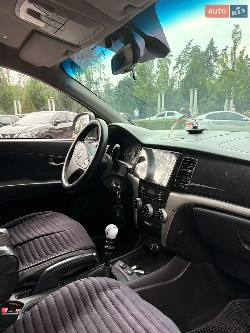 2012 SsangYong Korando - мініатюра 10