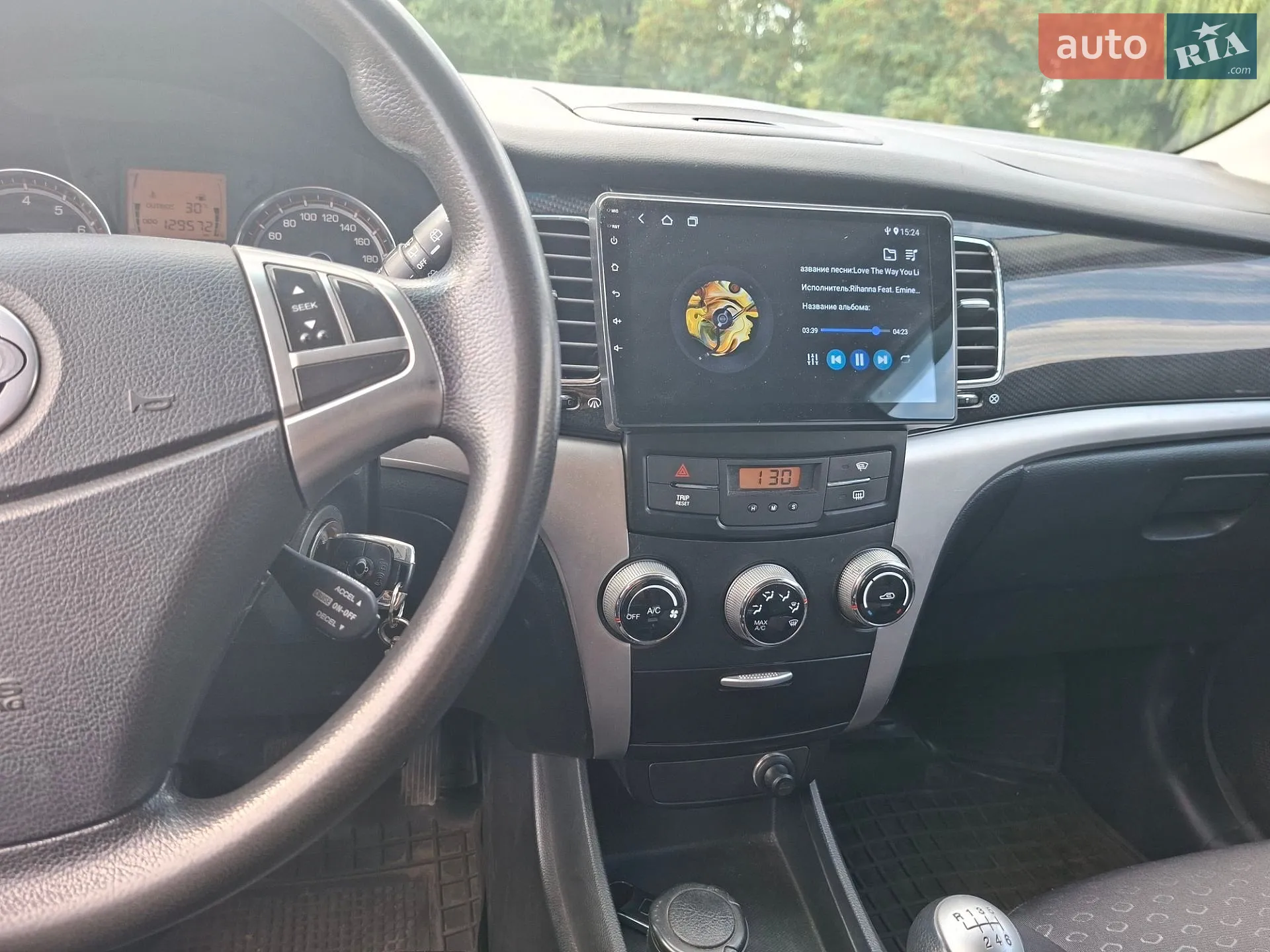 2013 SsangYong Korando - мініатюра 12