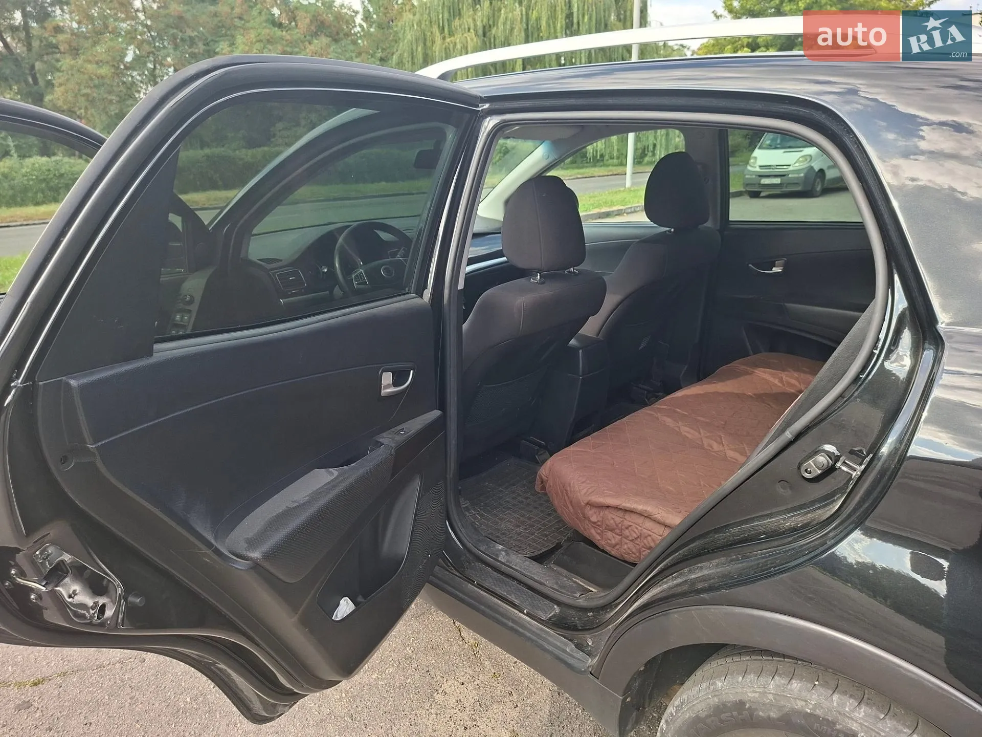 2013 SsangYong Korando - мініатюра 18