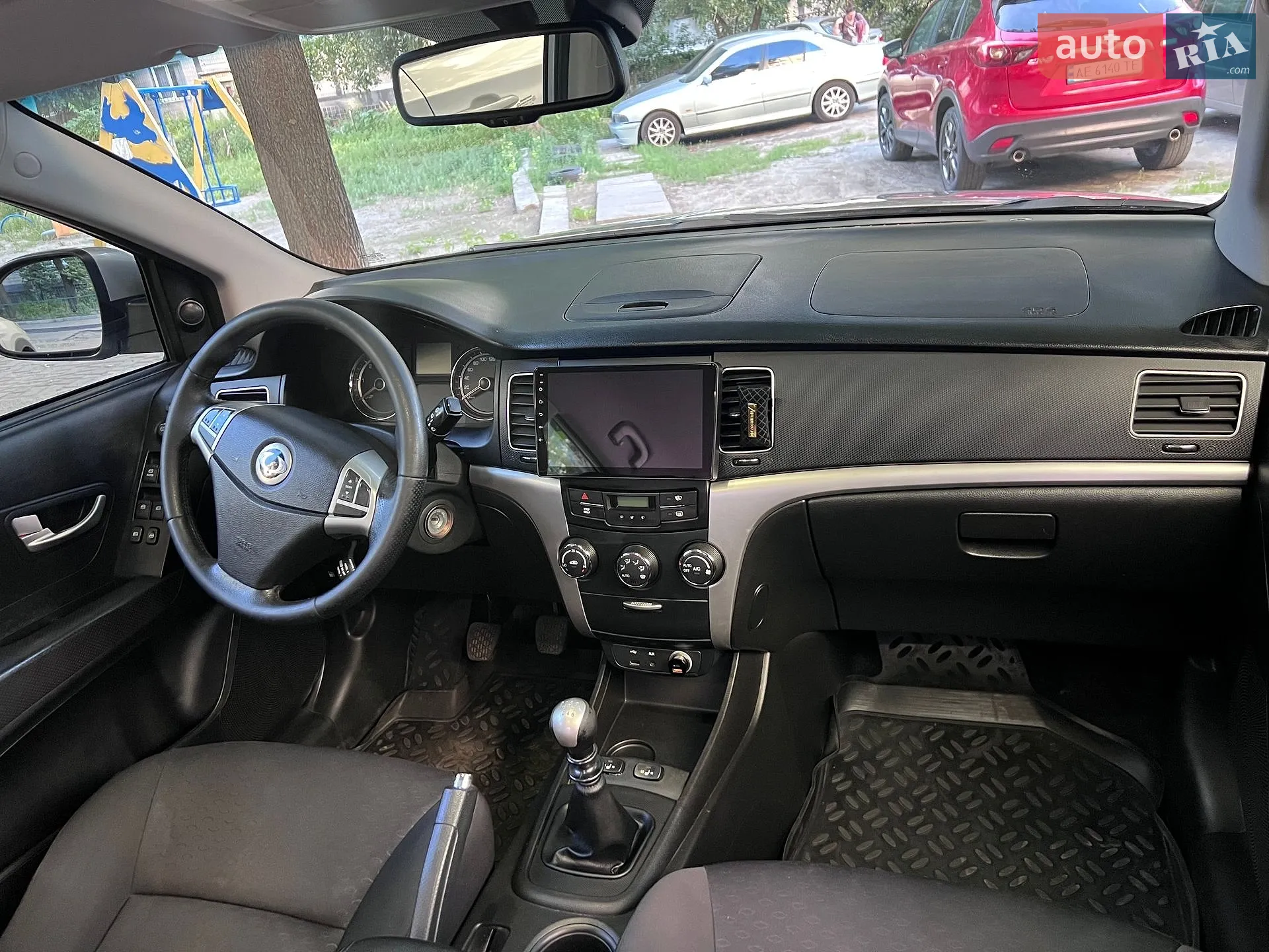 2011 SsangYong Korando - мініатюра 2