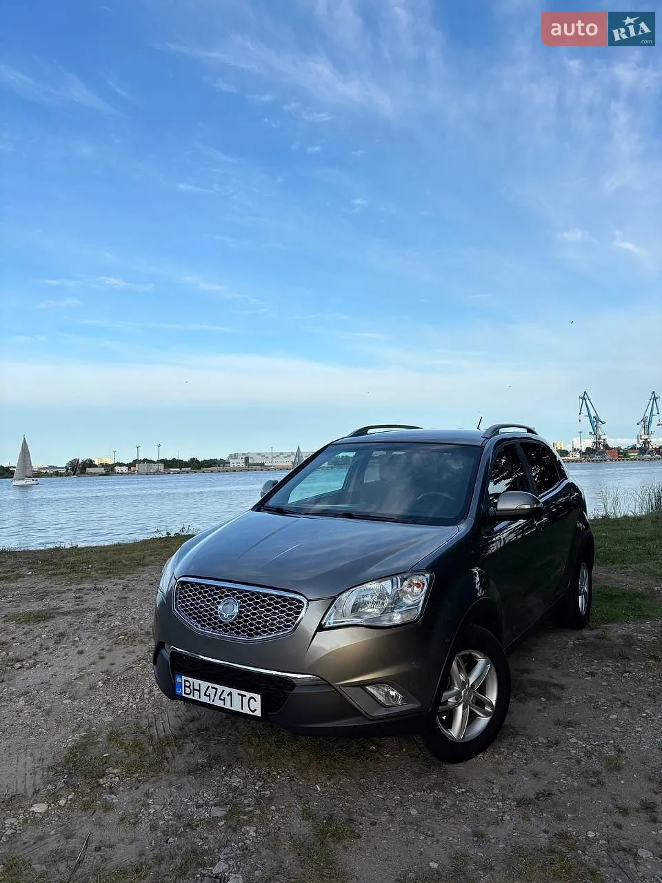 2012 SsangYong Korando - мініатюра 11
