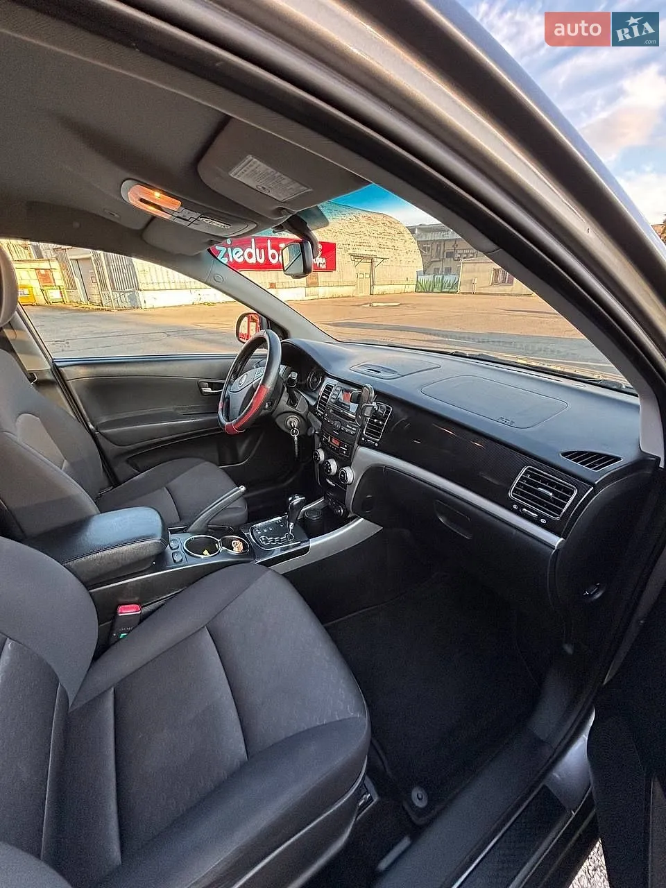 2012 SsangYong Korando - мініатюра 17