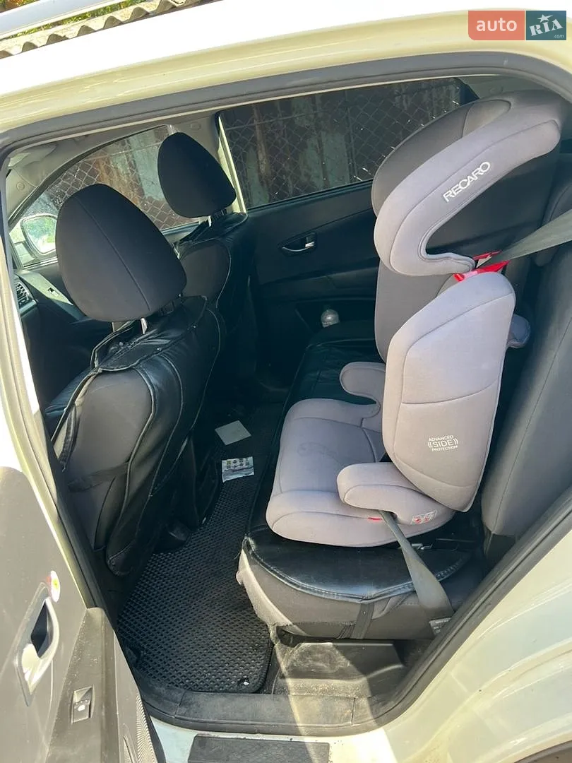 2013 SsangYong Korando - мініатюра 8