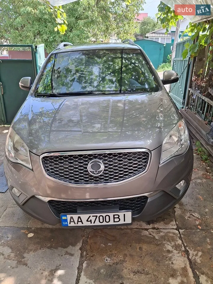 2010 SsangYong Korando - мініатюра 14
