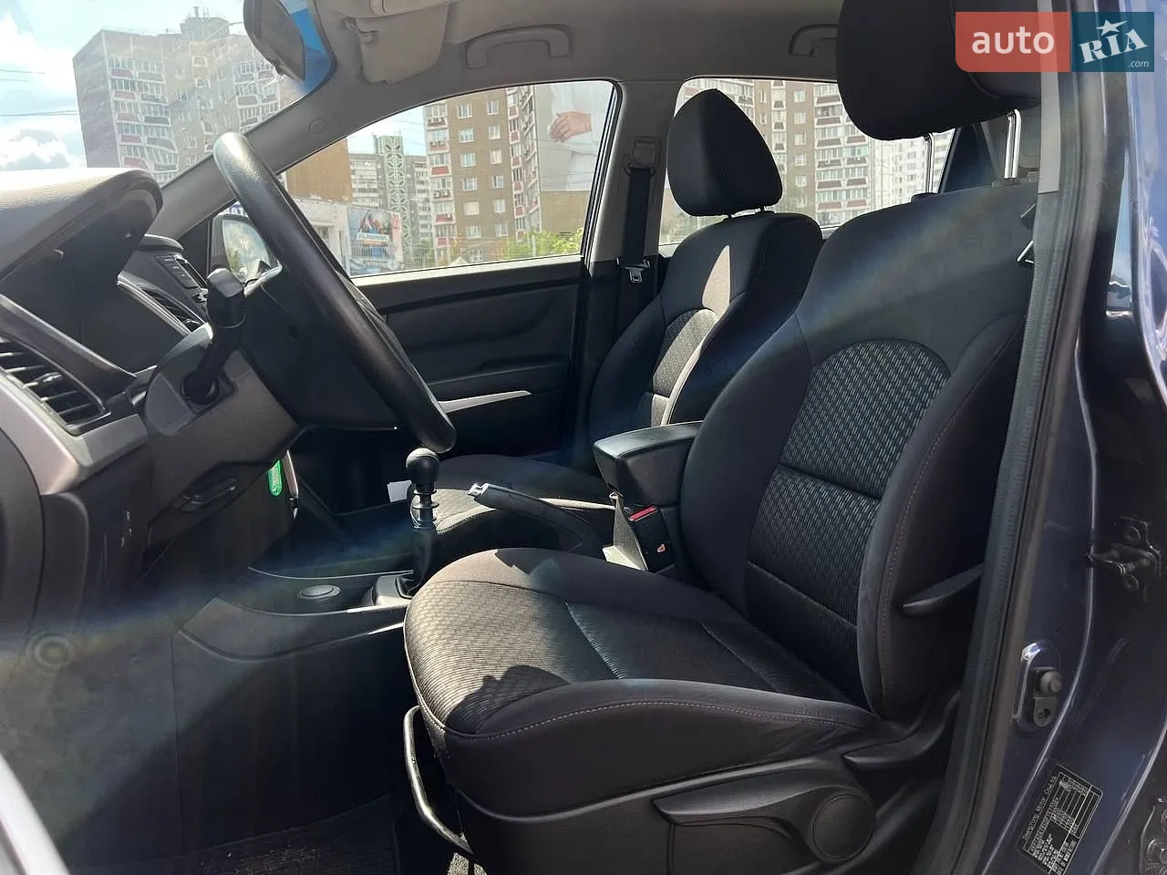 2014 SsangYong Korando - мініатюра 9
