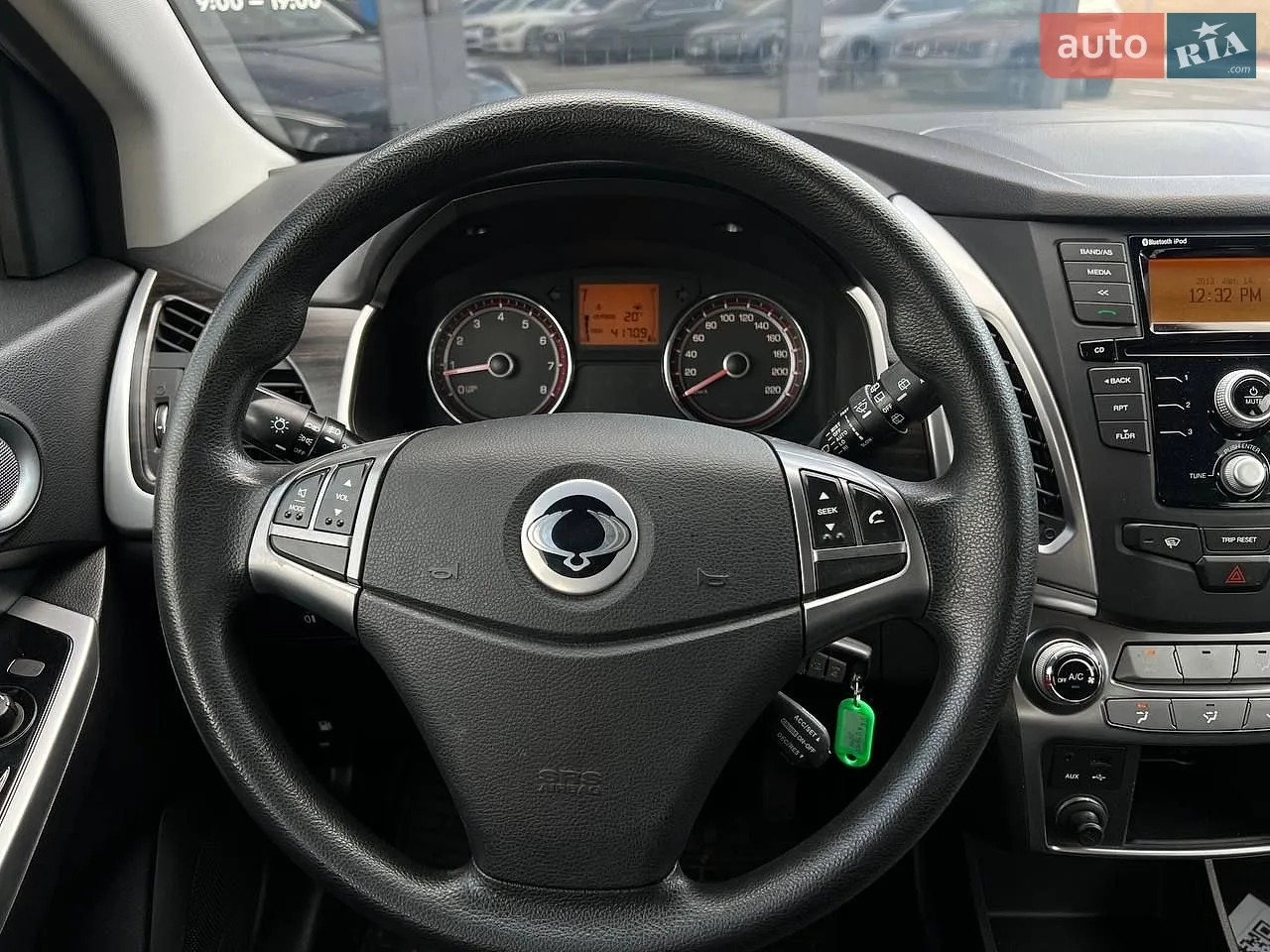2014 SsangYong Korando - мініатюра 15