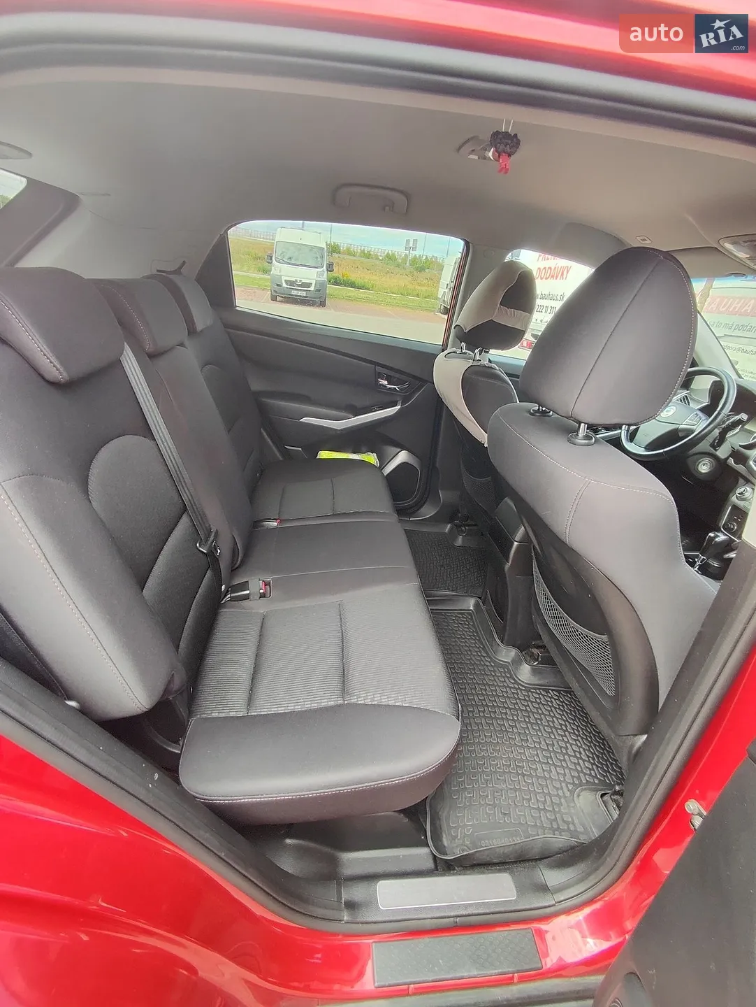 2013 SsangYong Korando - мініатюра 12