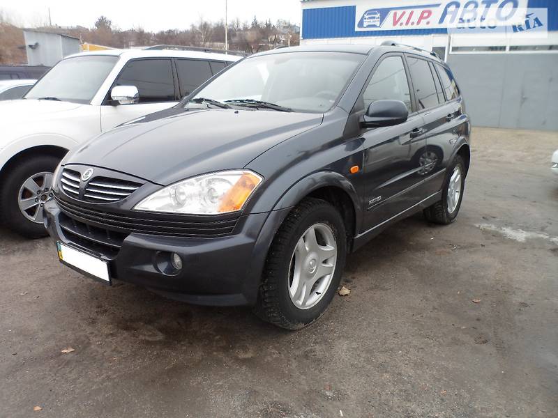 Внедорожник / Кроссовер SsangYong Kyron 2006 в 