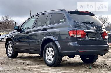 Позашляховик / Кросовер SsangYong Kyron 2014 в 