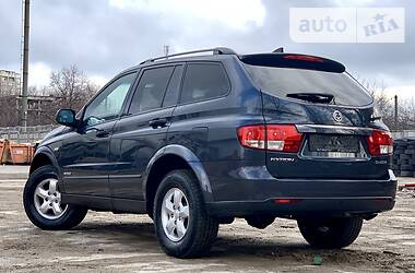 Позашляховик / Кросовер SsangYong Kyron 2014 в 