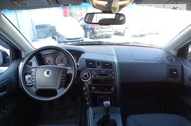 Позашляховик / Кросовер SsangYong Kyron 2011 в 