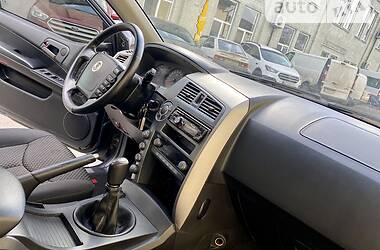 Внедорожник / Кроссовер SsangYong Kyron 2013 в 