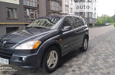 Внедорожник / Кроссовер SsangYong Kyron 2005 в 