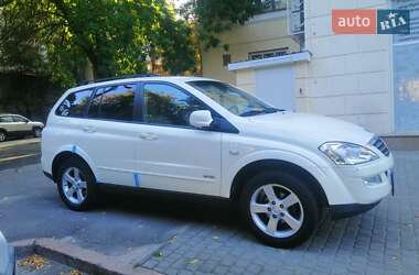 Внедорожник / Кроссовер SsangYong Kyron 2013 в 