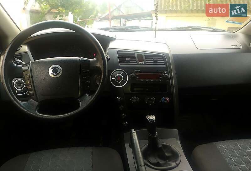 Внедорожник / Кроссовер SsangYong Kyron 2009 в Днепре