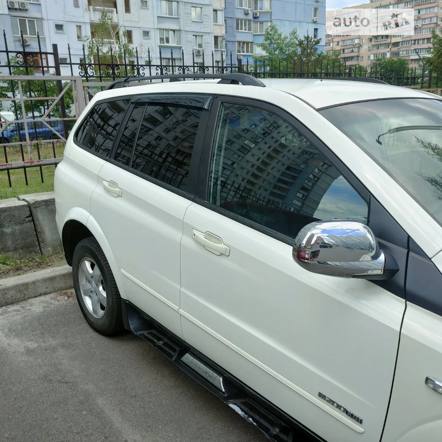 2011 SsangYong Kyron - мініатюра 16
