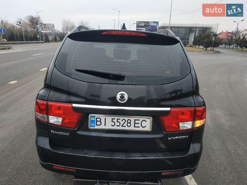 Позашляховик / Кросовер SsangYong Kyron 2011 в 