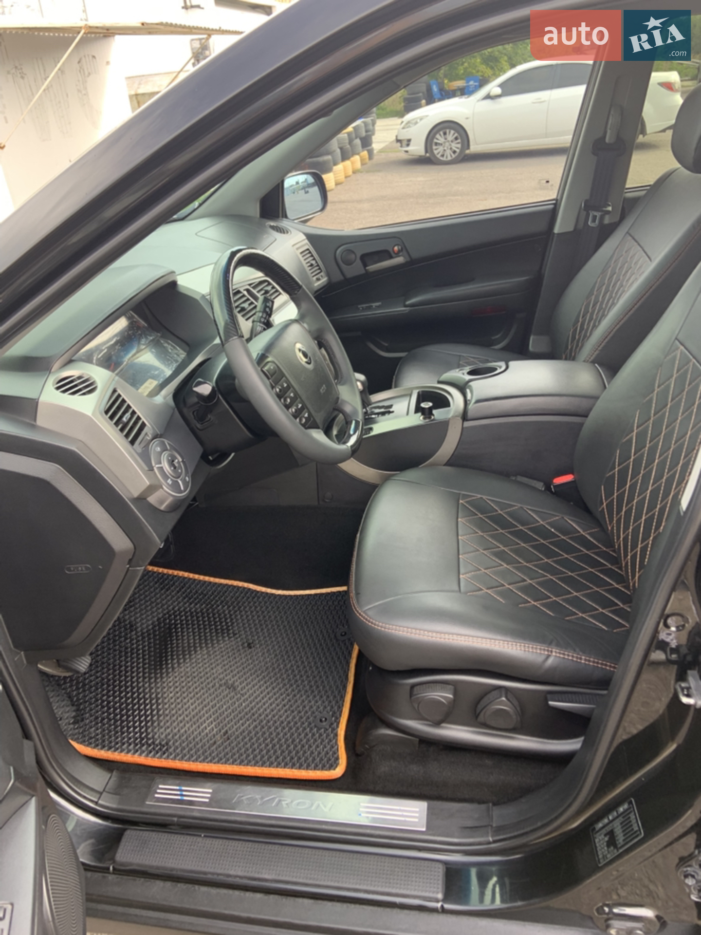 2012 SsangYong Kyron - мініатюра 8