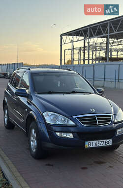 Позашляховик / Кросовер SsangYong Kyron 2009 в 