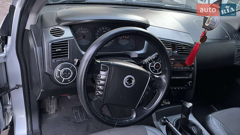 Внедорожник / Кроссовер SsangYong Kyron 2010 в Хмельницком