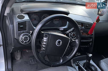 Позашляховик / Кросовер SsangYong Kyron 2010 в 