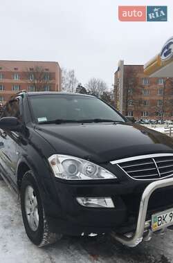 Внедорожник / Кроссовер SsangYong Kyron 2010 в 
