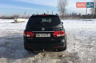 Внедорожник / Кроссовер SsangYong Kyron 2010 в 